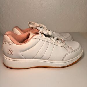 Reebok MLB Authentic Collection New York‎ Yankees White/Pink 2-142952 Size 8.5